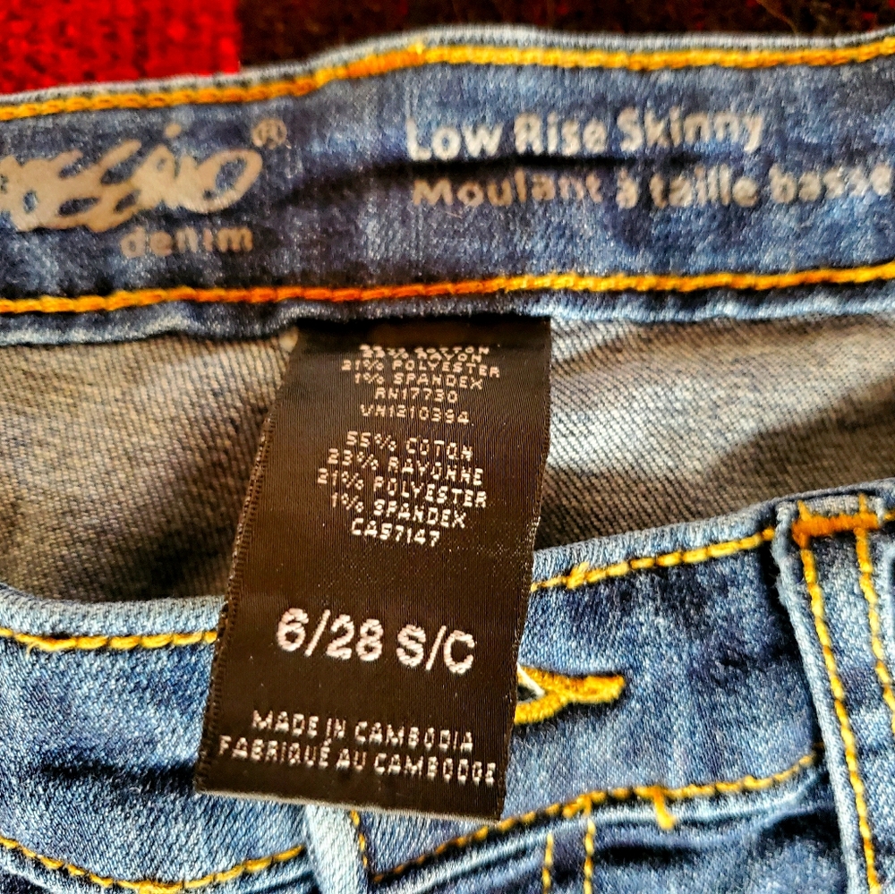 Low rise blue jeans